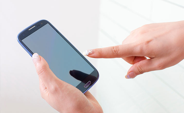 お電話またはWEBからご予約(完全予約制)